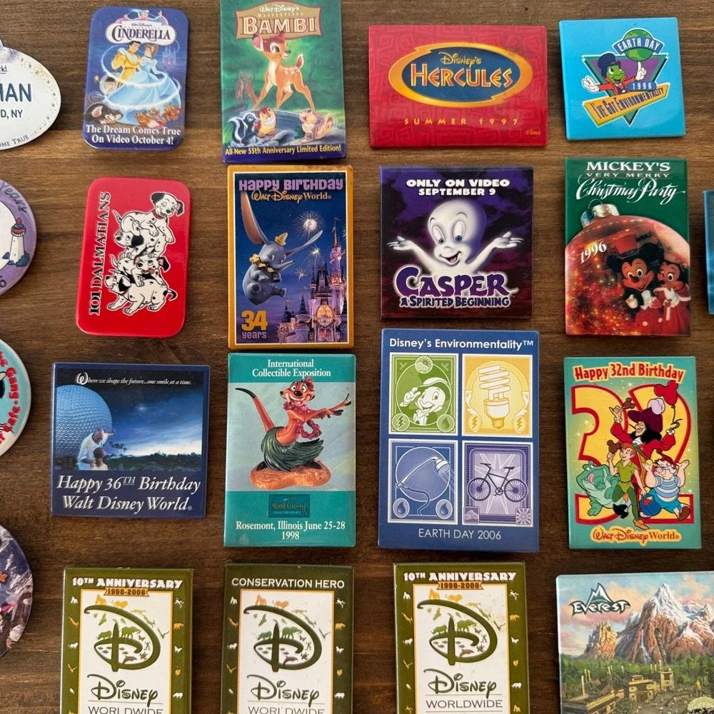 9pc Vintage Disney World I'm Celebrating Balloon Button Pins Lot of 9